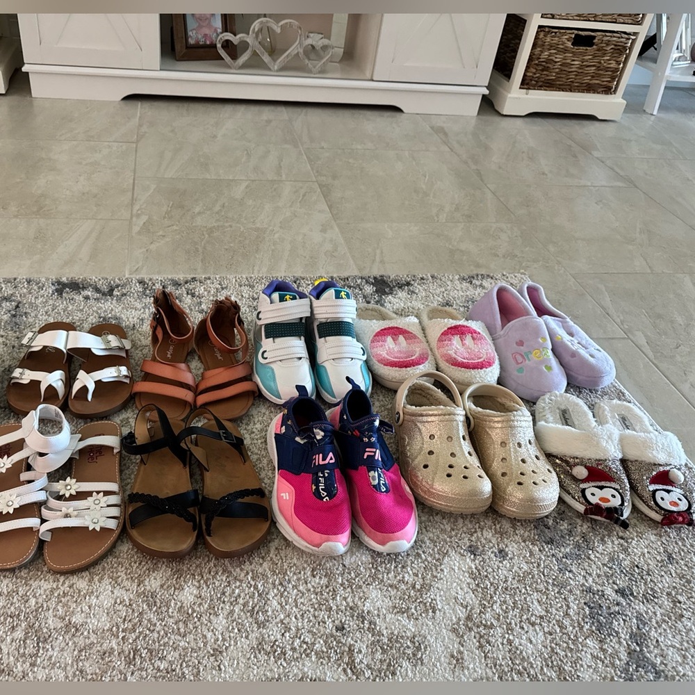 Girls size 1 BUNDLE shoes